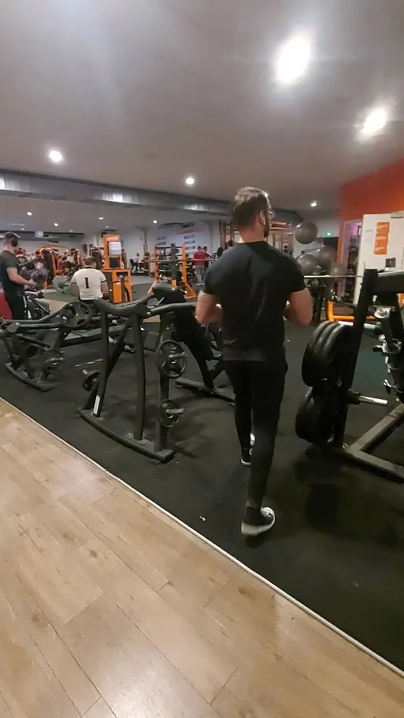 Basic-Fit - photo 1