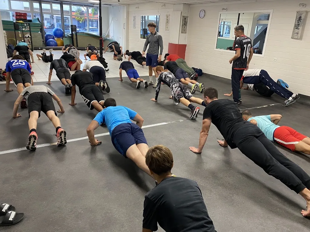 Dojo Olympique Et Sportif Académie d’Arts Martiaux - MMA, Boxe, JJB - photo 1