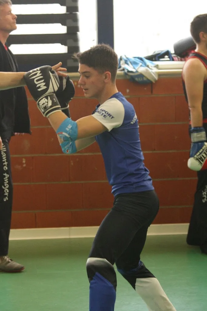 savate boxe Sainte-hermine - photo 1