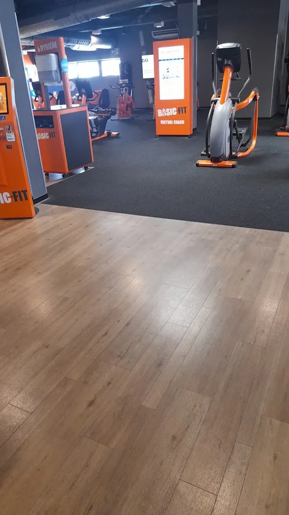 Basic-Fit - photo 1
