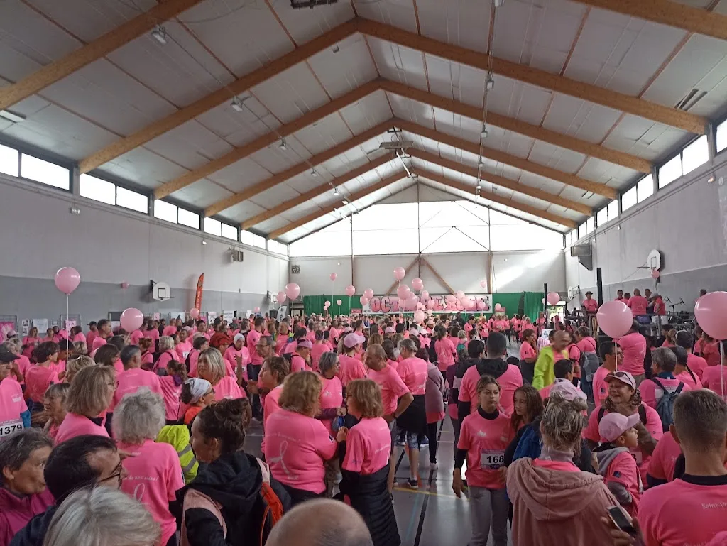 Salle Jp Beltoise - photo 1