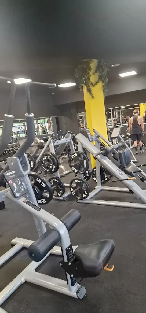 California Gym Moirans - photo 2
