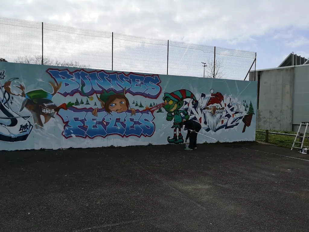 Salle omnisports / Gymnase des Plesses - photo 1
