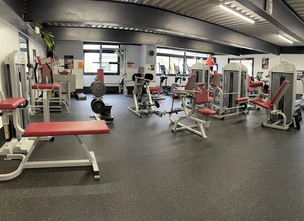 LE HANGAR - THONES TRAINING = VOTRE BOX DANS LES ARAVIS / THÔNES - photo 2