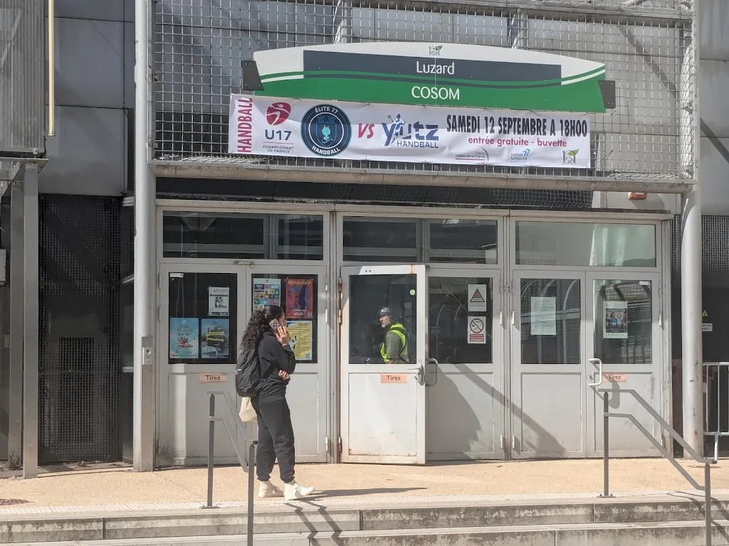 Centre omnisports - photo 3