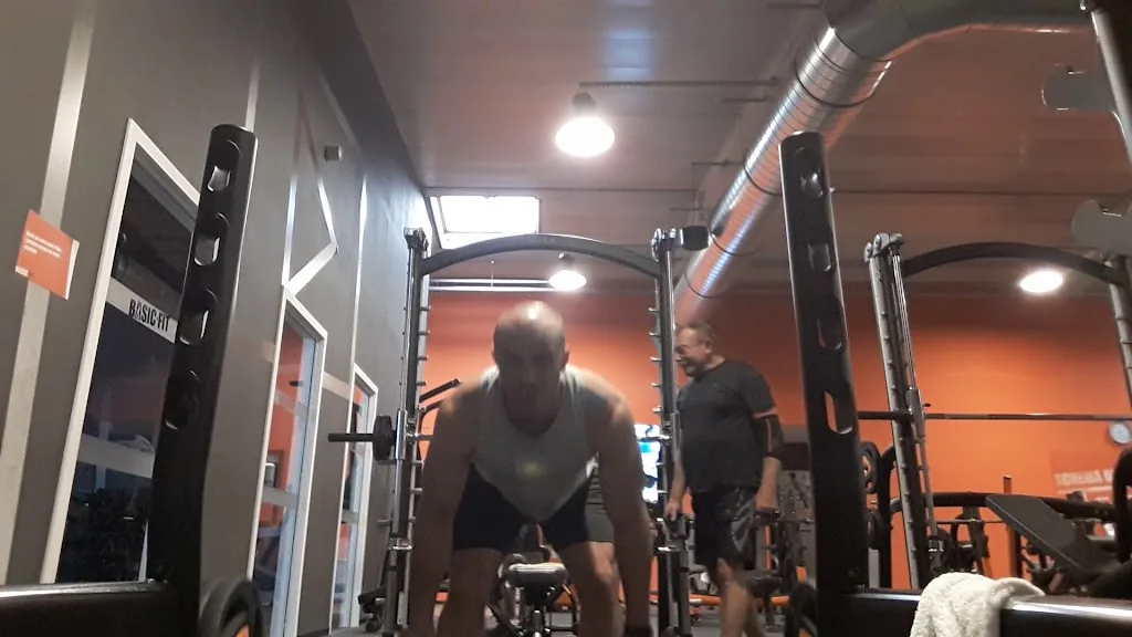 Basic-Fit - photo 1