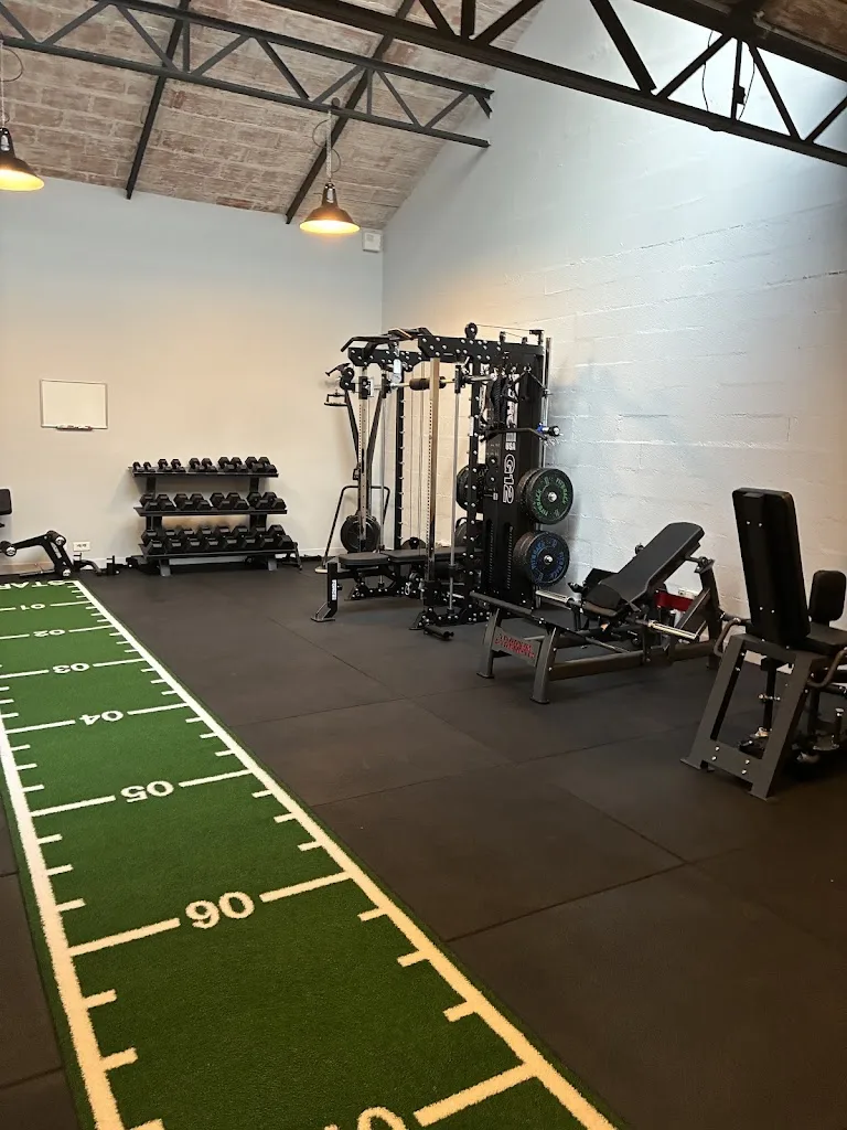 Loft d'encadrement sportif - BRIX - photo 1