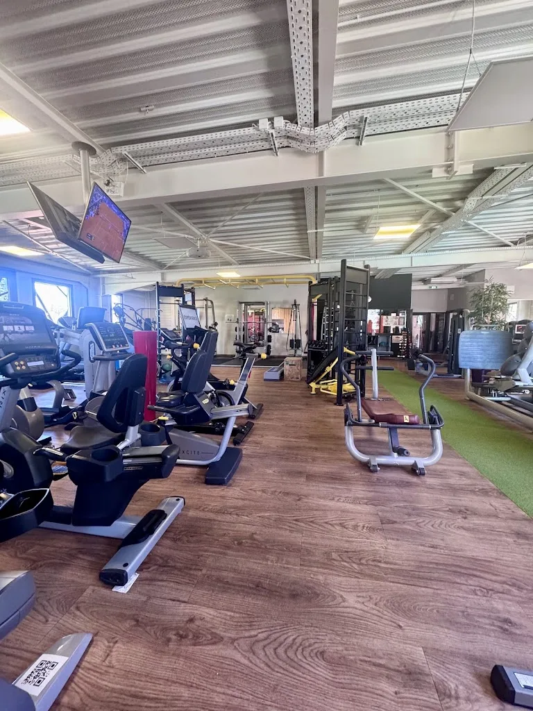 In & Out Fitness - photo 3