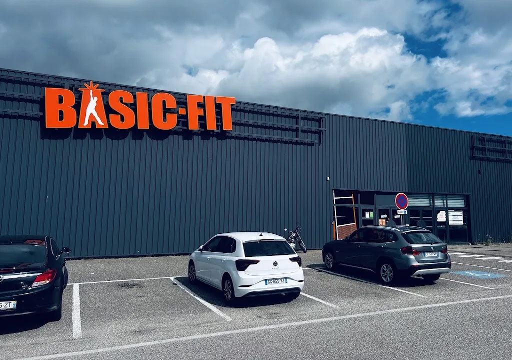 Basic-Fit - photo 1