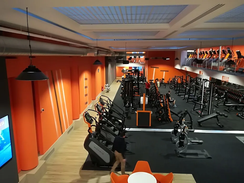 Basic-Fit - photo 2