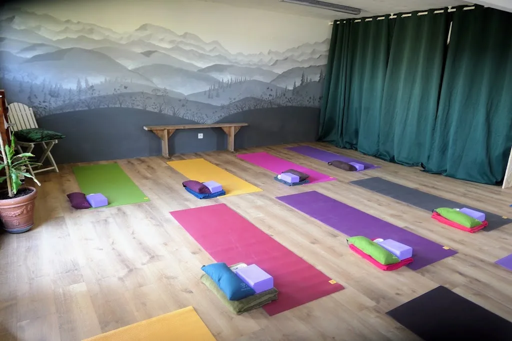 Nirodha Yoga