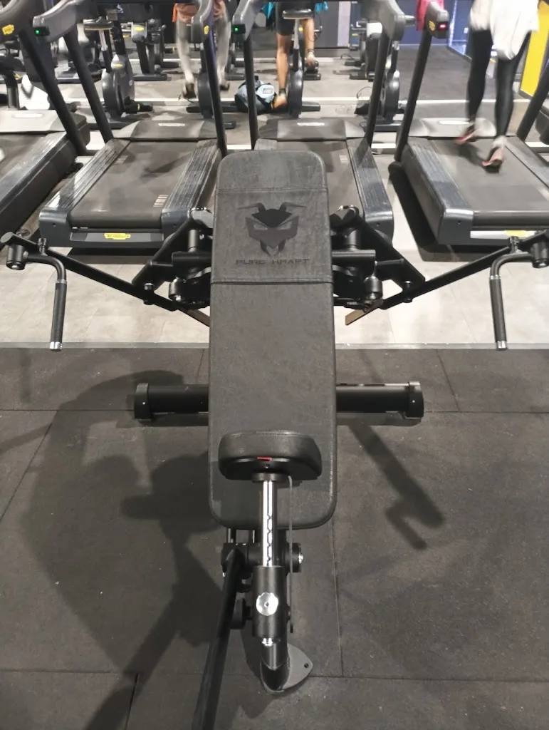 Fitness Park - Salle de sport Décines-Charpieu - photo 2