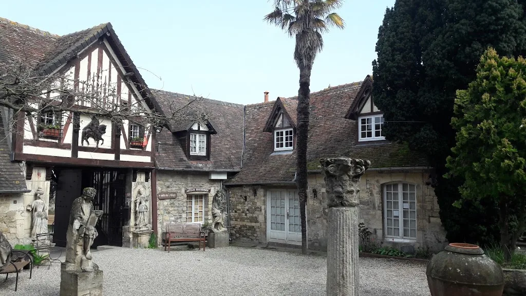 Gymnase Questel-Delaporte - photo 1