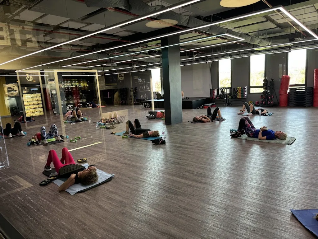 Fitness Park - Salle de sport Antibes - Olympie - photo 1