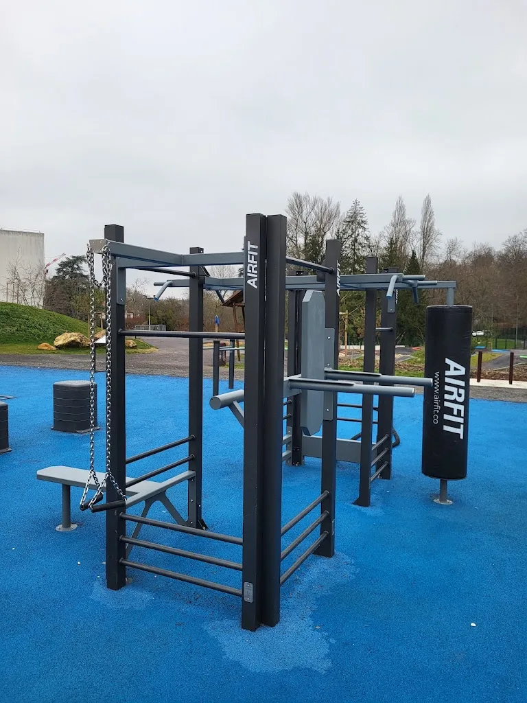 Luxy Fitness - photo 1