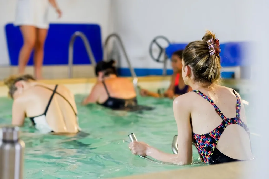 O-Zone Salle de Sport avec Piscine - photo 1