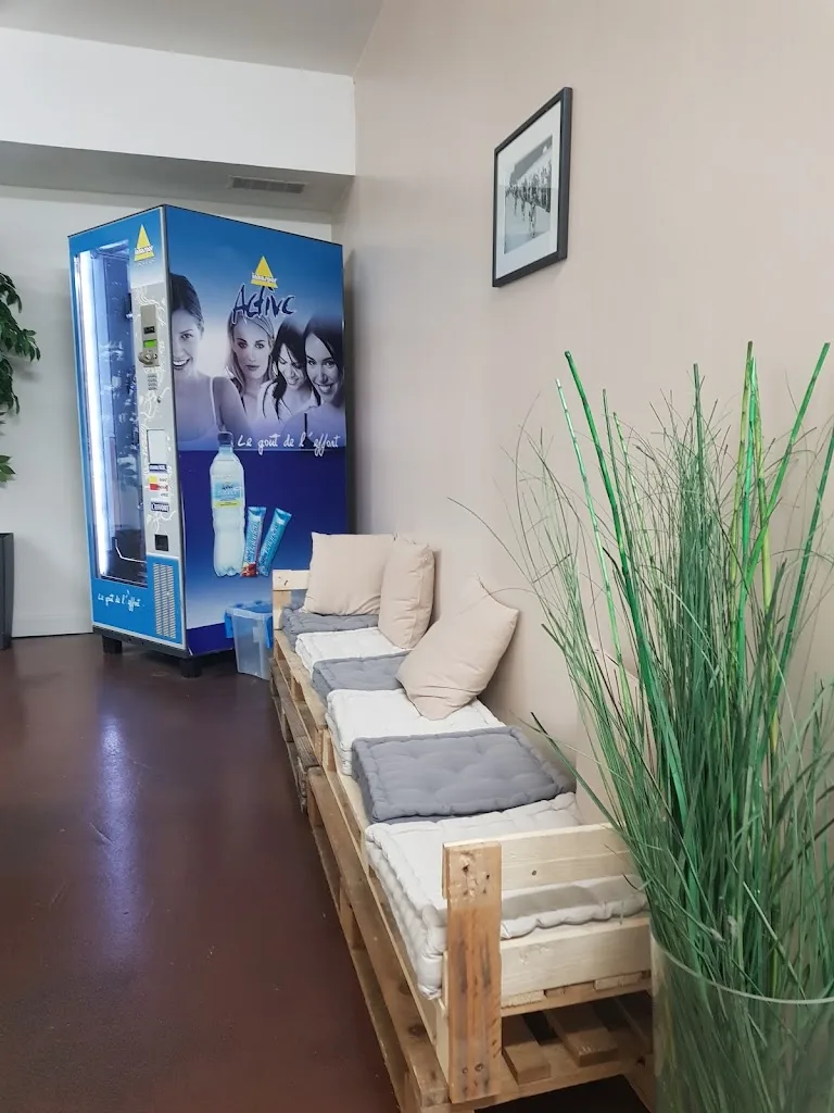 O-Zone Salle de Sport avec Piscine - photo 2