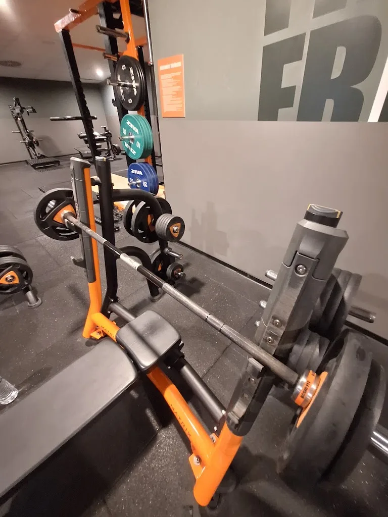 Basic-Fit - photo 1