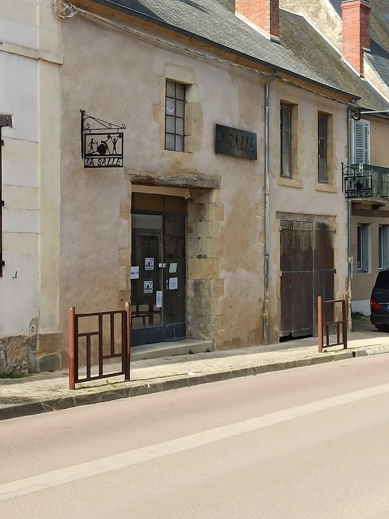 Gymnase, salle polyvalente