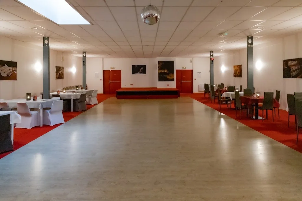 Gymnase, salle polyvalente - photo 2
