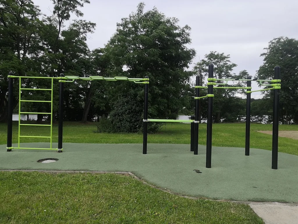 Espace fitness / street workout - photo 1