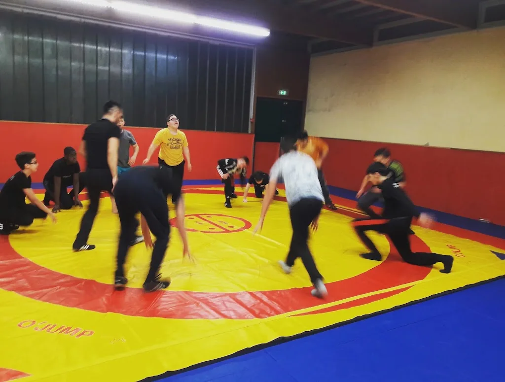 Club des lutteurs de Charleville Mézières - photo 1