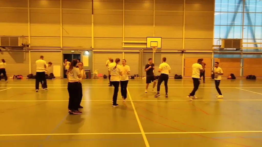 street self defense - photo 3