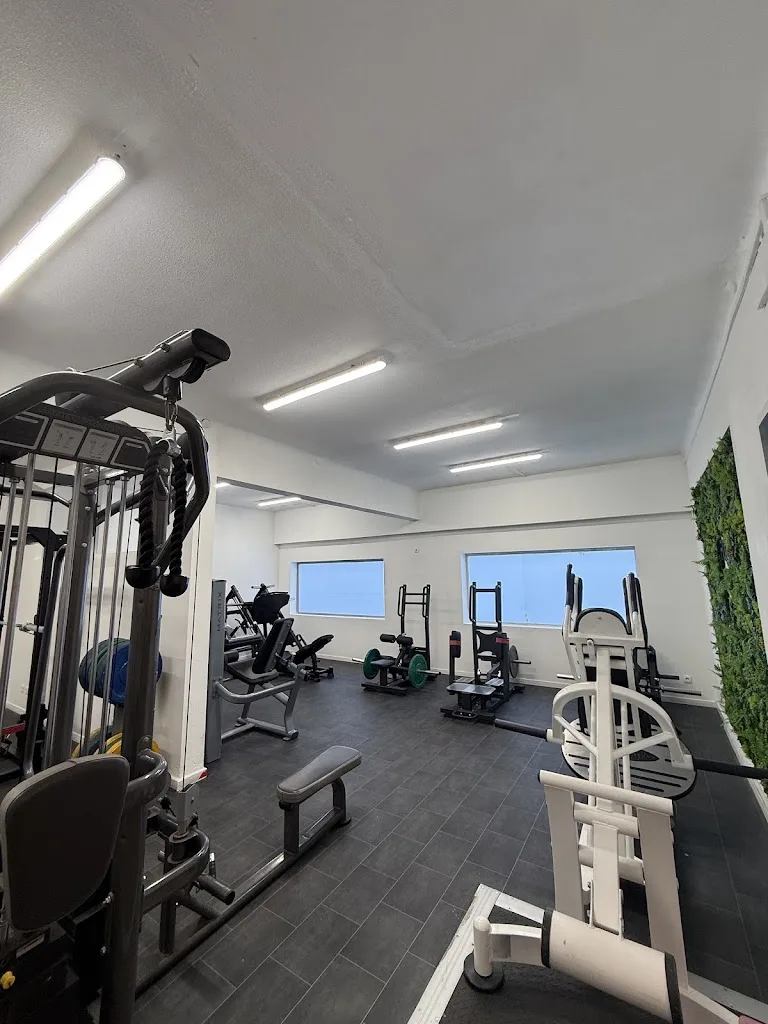 Fit by S Salle 100% Femmes - photo 1