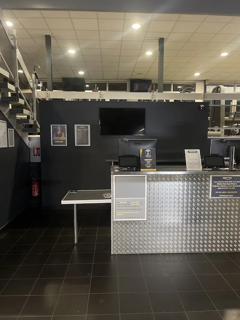Fitness Park - Salle de sport Saint-Priest - photo 1