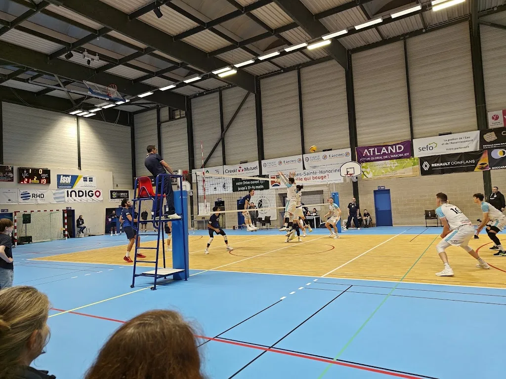 Gymnase Pierre Beregovoy - photo 1