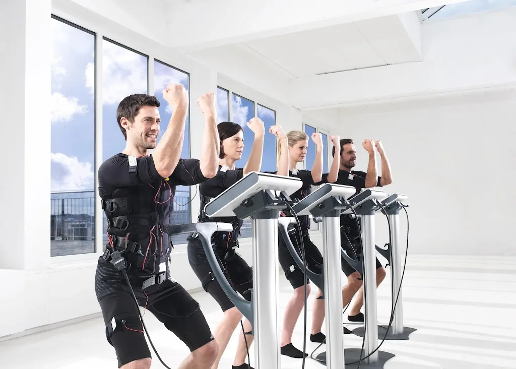 Revolution Fit - photo 1