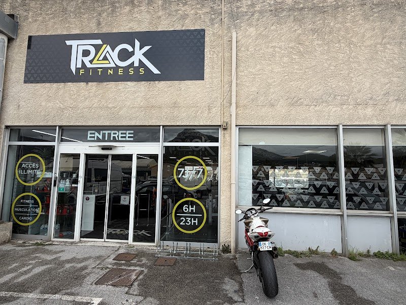 TRACK FITNESS - photo 1