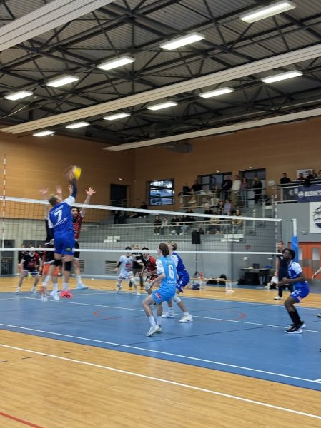 Gymnase Du Pas De La Garenne - photo 2