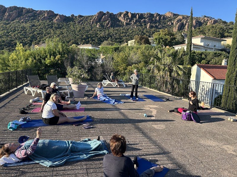 Lea Gabriele coaching 🧘🏻Professeur de Yoga - Vinyasa - Méditation sonore - Pilates - Fréjus