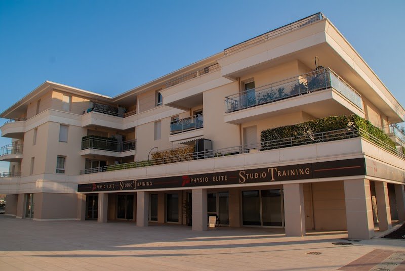 STUDIO TRAINING - photo 1