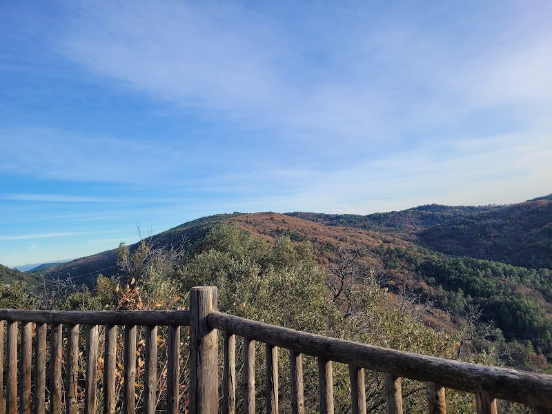 Stade de football - Montferrat - photo 1