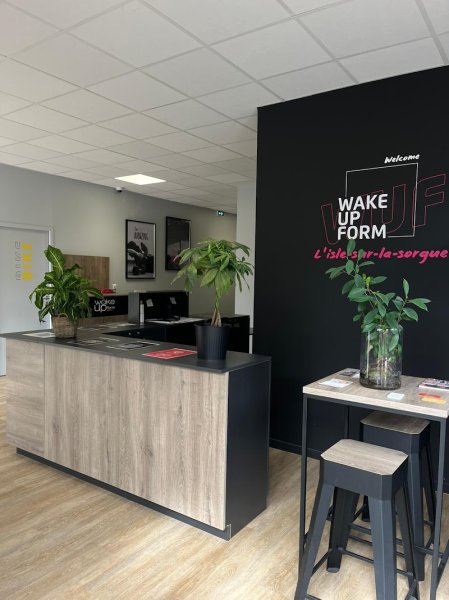 Wake Up Form L'Isle-sur-la-Sorgue