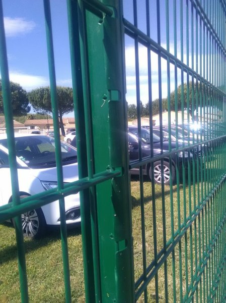 Stade De Lapalud - photo 3