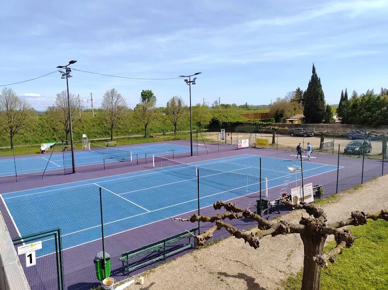 LAPALUD TENNIS CLUB - photo 2