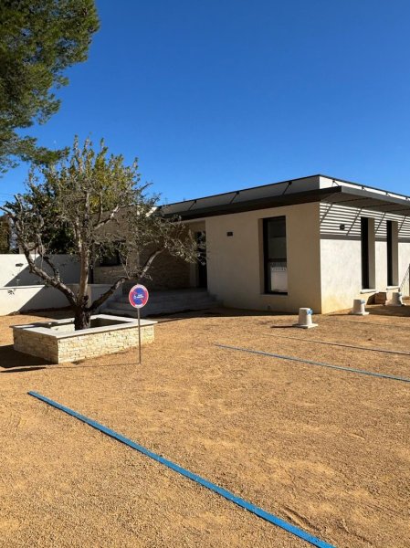 Maude Grignac – Ostéopathe à Sainte-Cécile-les-Vignes - photo 1
