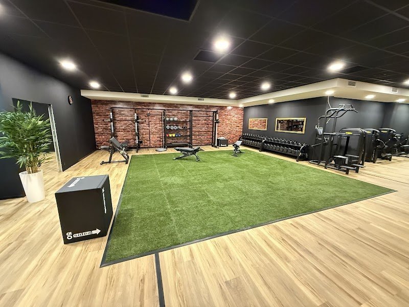 Republic Fitness - Sénas - photo 1