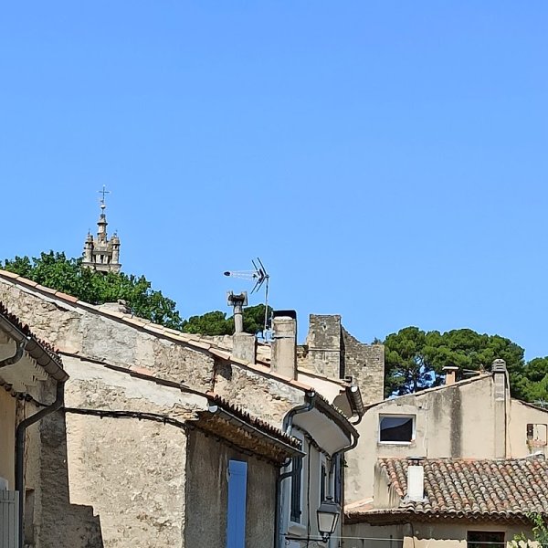 TENNIS CLUB CUCURON VAUGINES