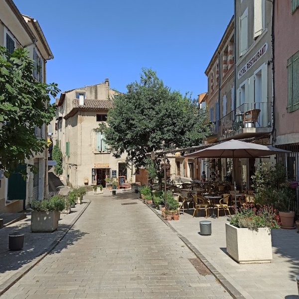 TENNIS CLUB CUCURON VAUGINES - photo 2