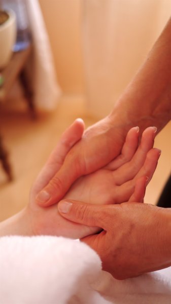 Château de la Gabelle | Massage - Réflexologie - Yoga - photo 3